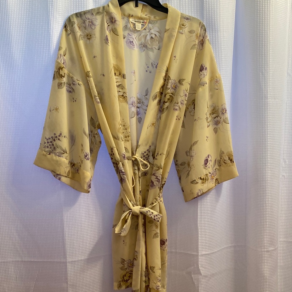 Vintage Victoria's Secret Sheer Floral Tie-Front Robe - Picture 2 of 6